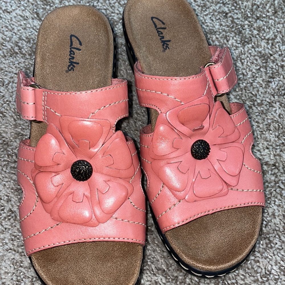 Clarks - Picture 4 of 14